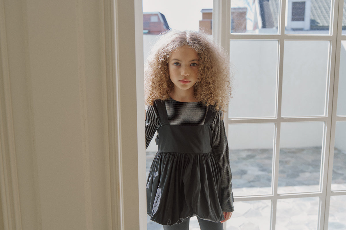 Prinballoon blouse. Black