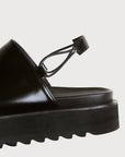 Leather platform sandals.black