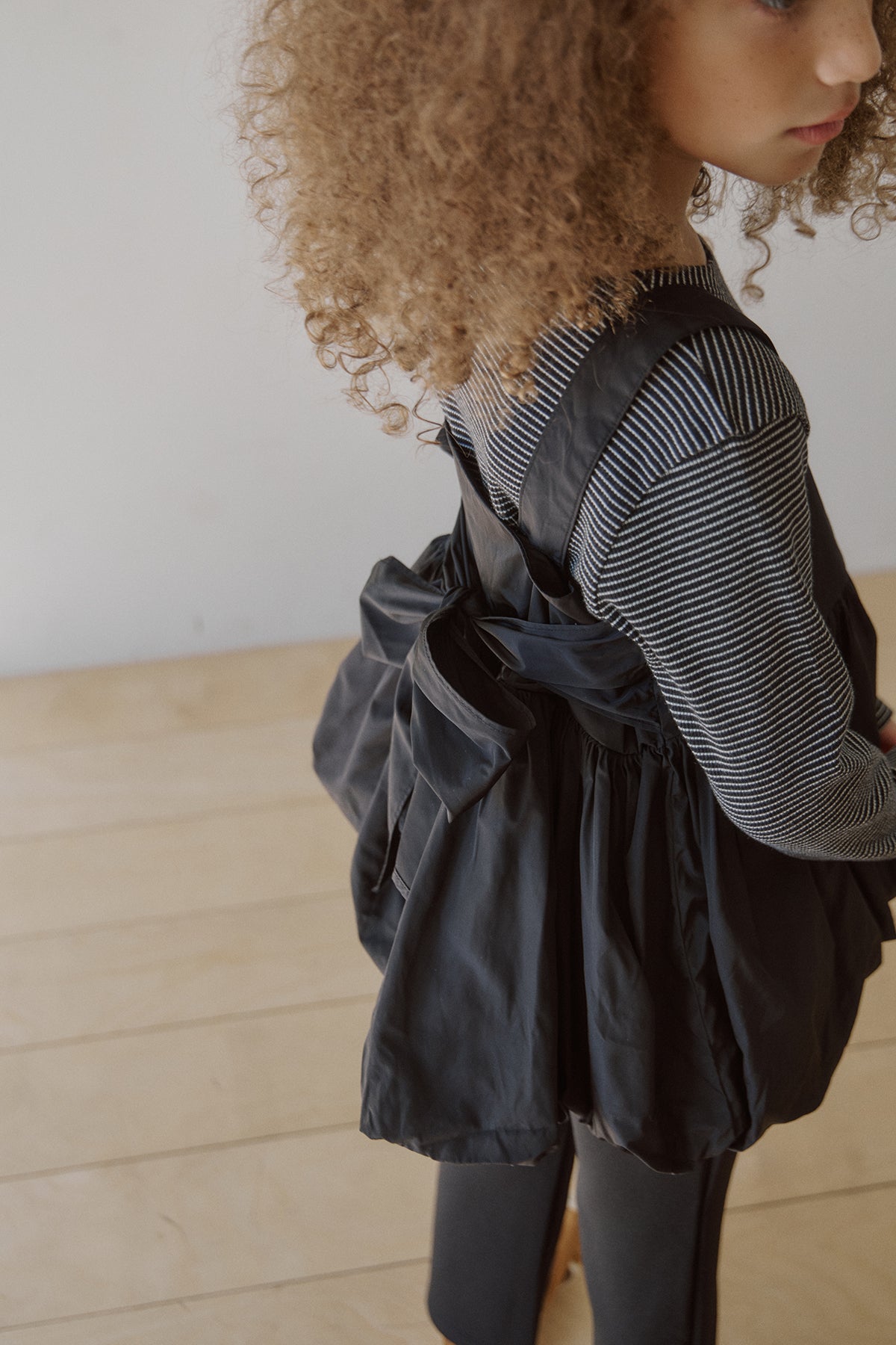 Prinballoon blouse. Black