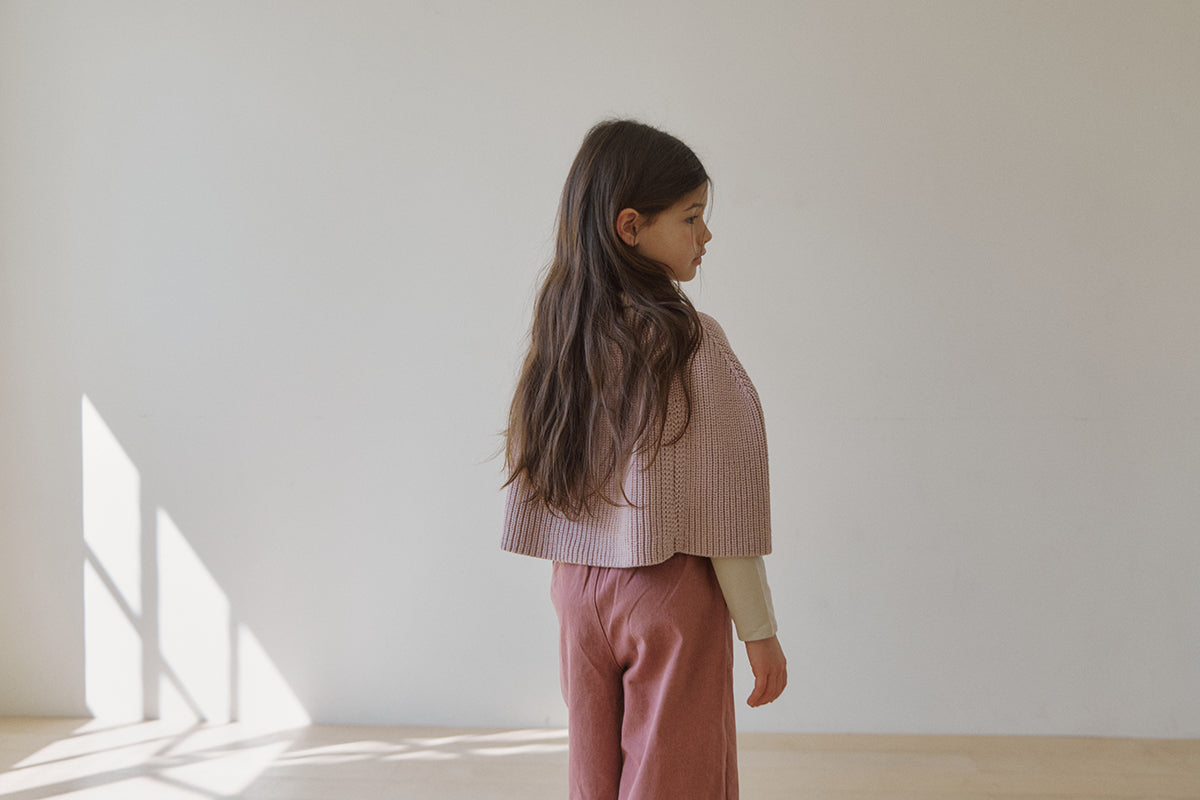 Sendy knit cape