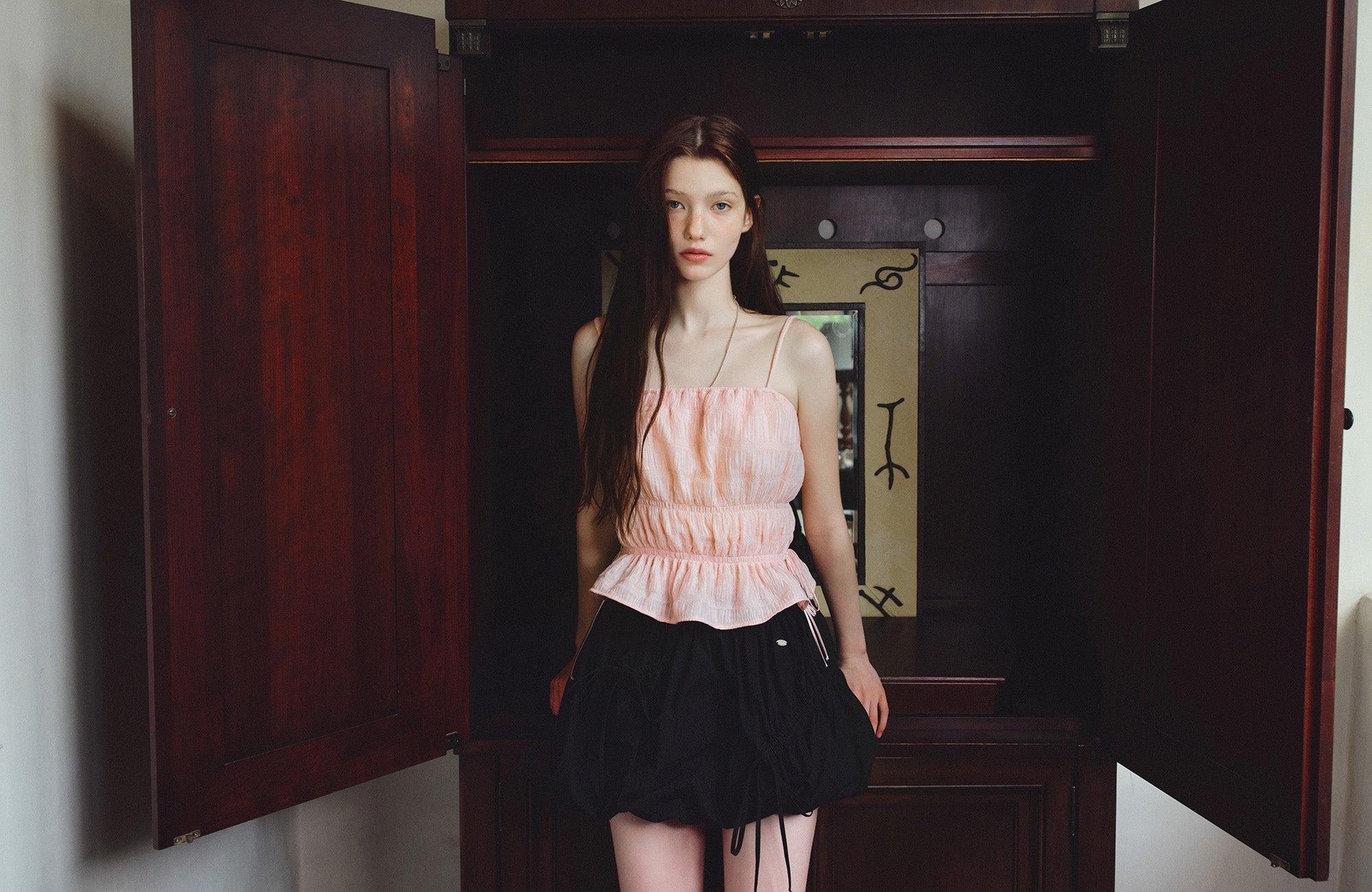 Crinkle Sharring Sleeveless Top.Pink