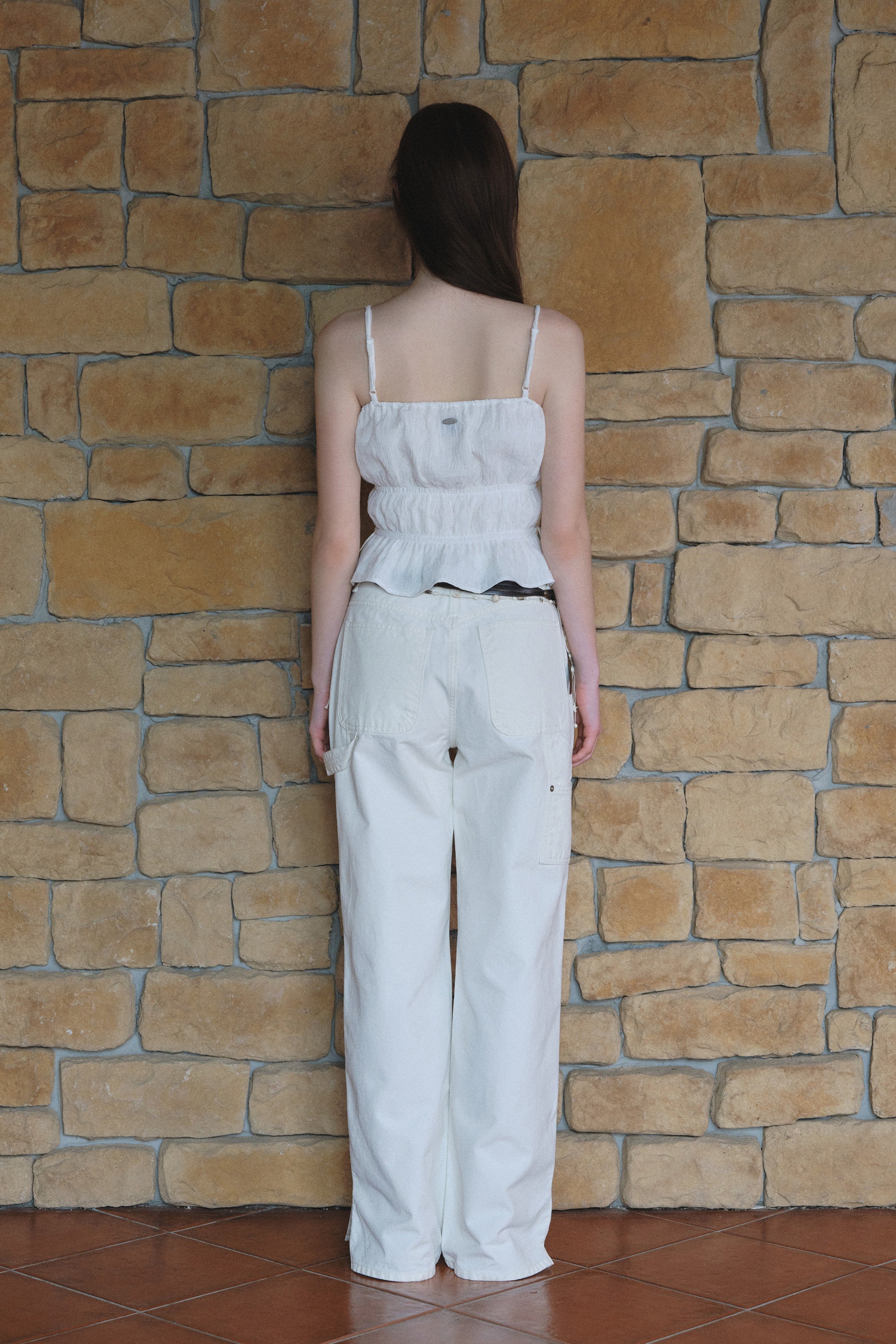 Crinkle Sharring Sleeveless Top.White