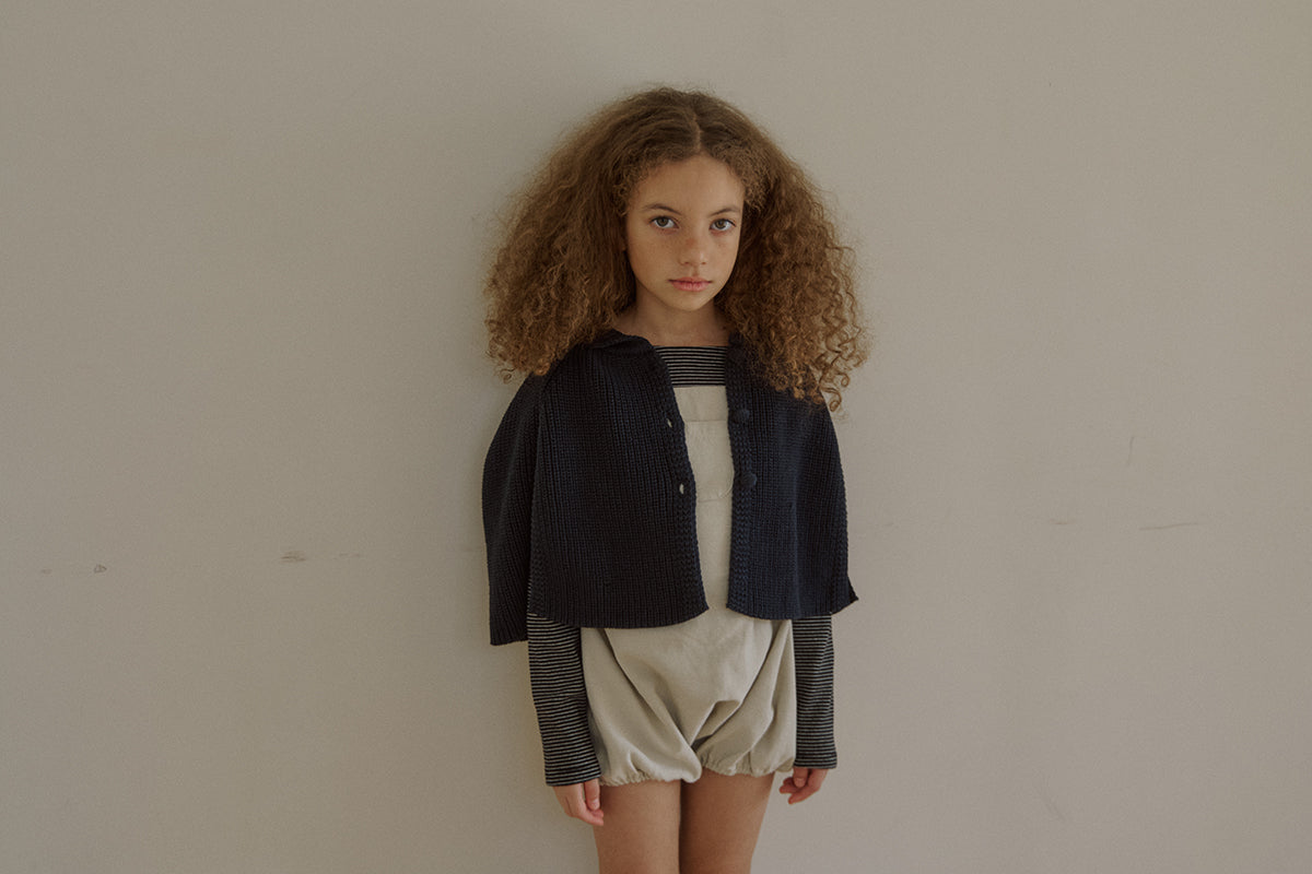 Sendy knit cape
