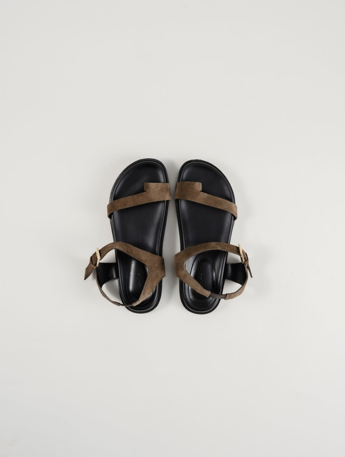 Suede straps sandals