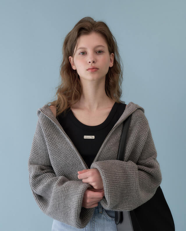 Kai Two-way Sleeveless Top.Black